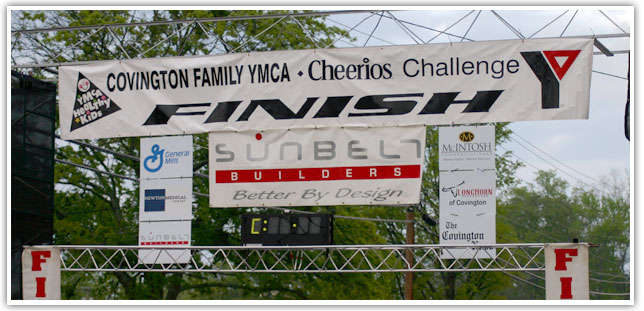 Photo Finish line with Sunbelt banner